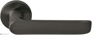 Дверная ручка на круглом основании COLOMBO Lund SE11RSB-GM матовый графит PVD