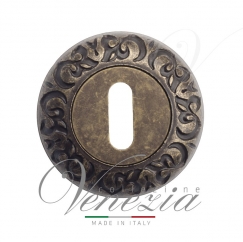 Накладка дверная под ключ буратино Venezia KEY-1 D4 античная бронза